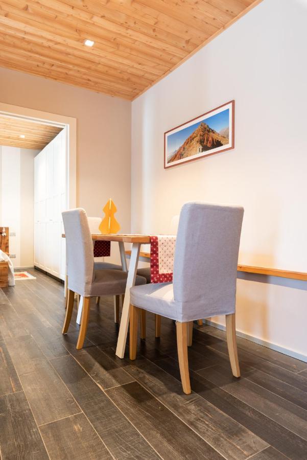 Casa Monet Appartement Saint-Vincent Buitenkant foto