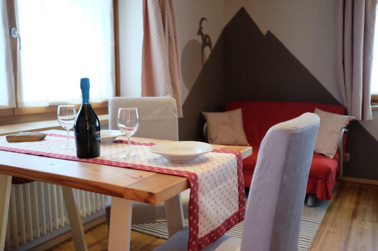 Casa Monet Appartement Saint-Vincent Buitenkant foto